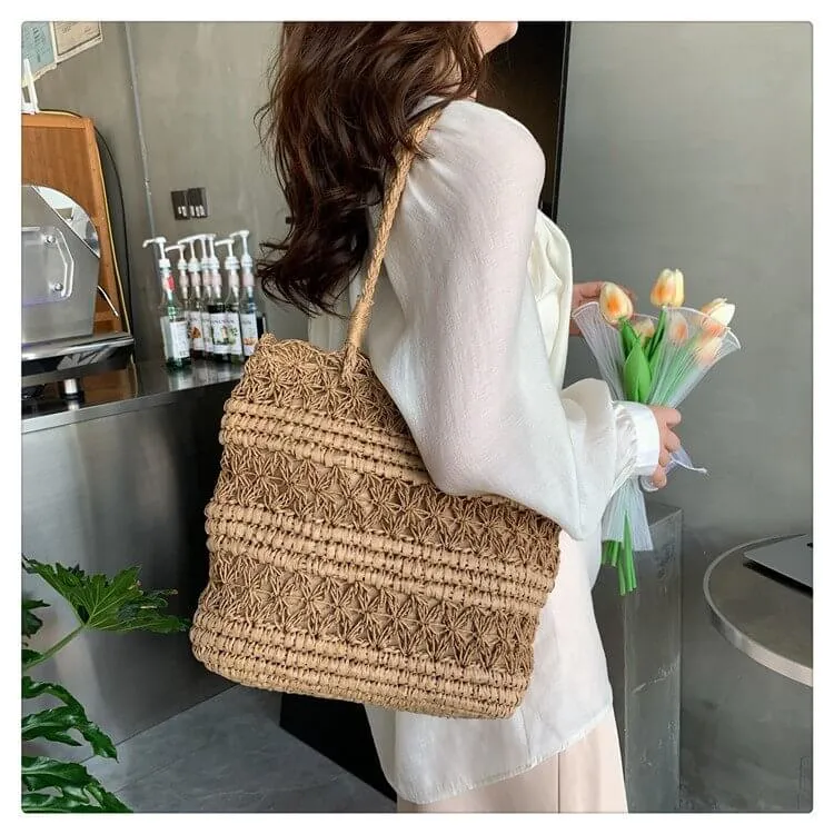 Large Capacity Straw Beach Tote With Zipper-Showtown